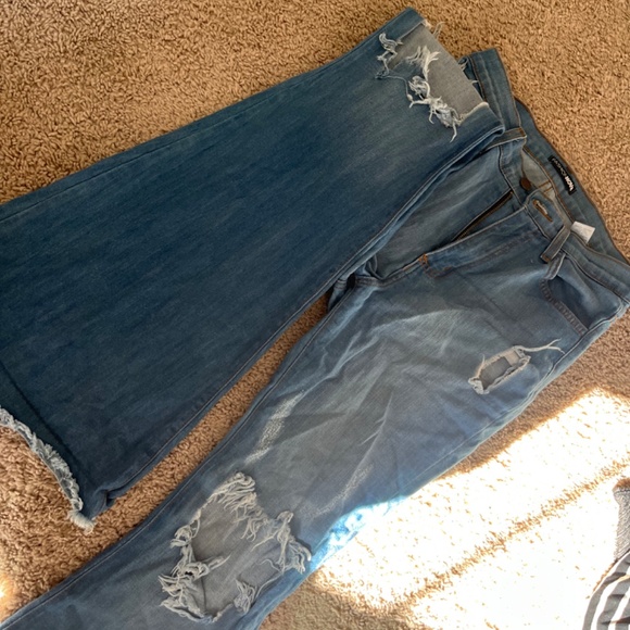 Clothes - Picture 12 of 14